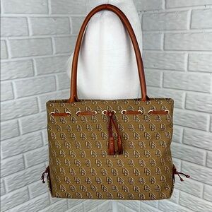 DOONEY & BOURKE LARGE MONOGRAM TOTE TAN WITH LEATHER TRIM Made in Mexico